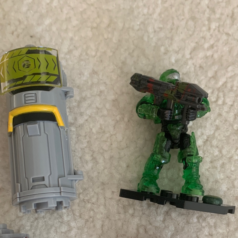 Mega Construx Lot of 4 Translucent Spartans Hellioskrill, Operators, Centurion.. - Picture 5 of 16